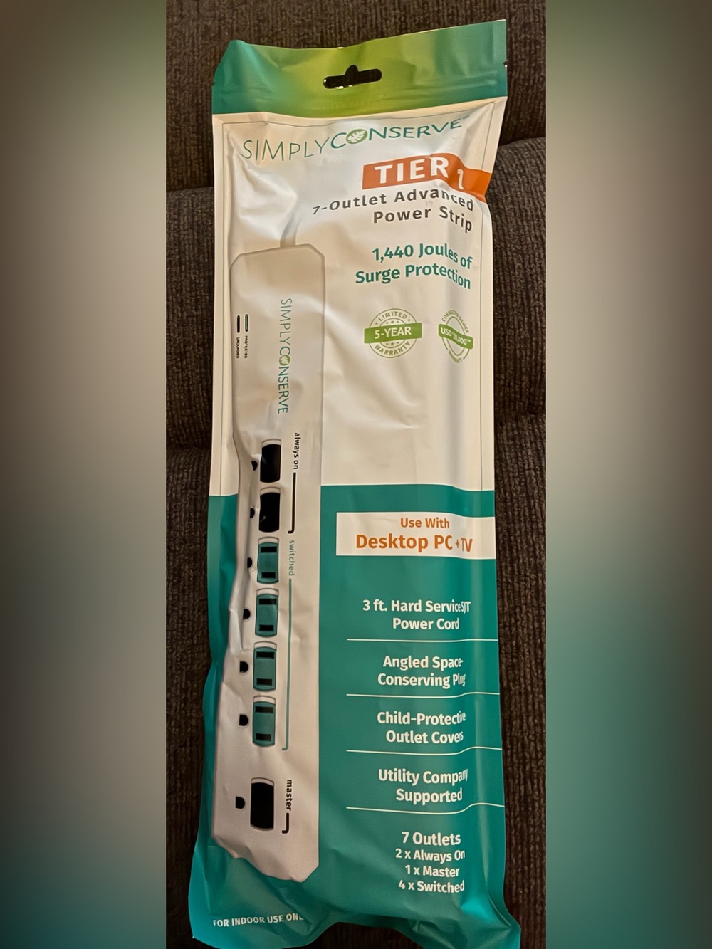 Energy-Saving Surge Protector Power Strip for Conserving Electricity on Devices - Picture 10 of 12